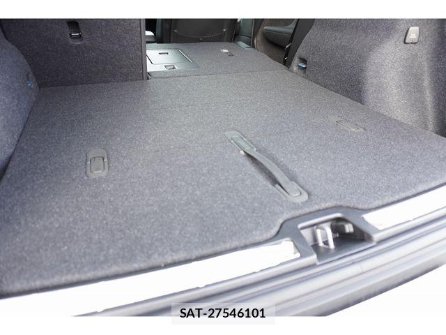 Volvo XC40 2022-12 7730466-16