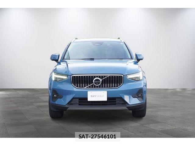 Volvo XC40 2022-12 7730466-1