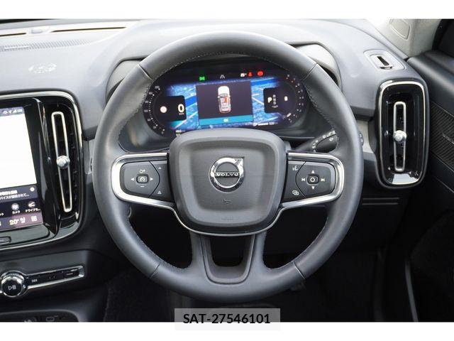 Volvo XC40 2022-12 7730466-26