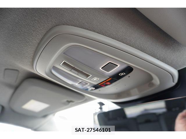 Volvo XC40 2022-12 7730466-5