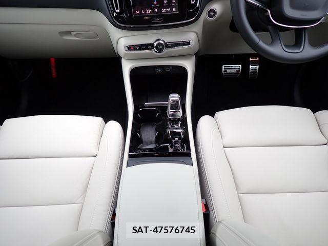 Volvo XC40 2023-07 7730467-20