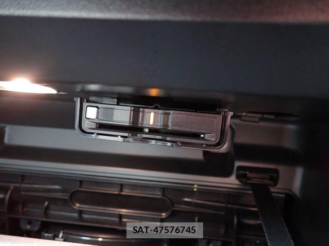 Volvo XC40 2023-07 7730467-23
