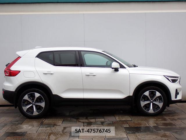 Volvo XC40 2023-07 7730467-4