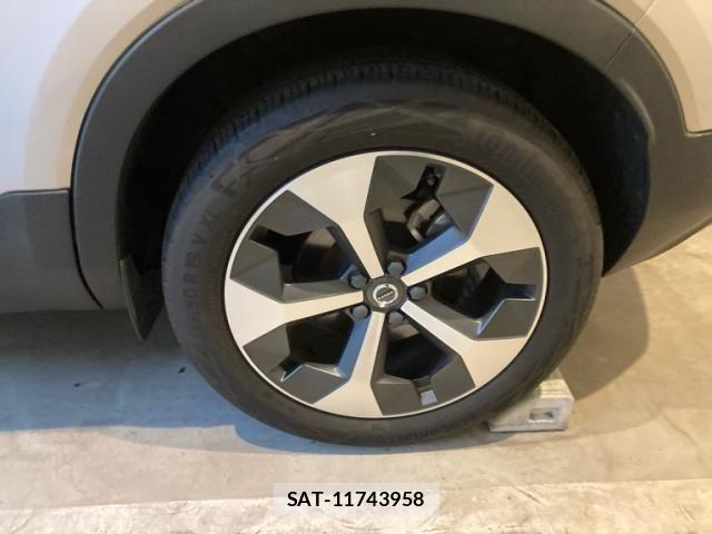Volvo XC40 2023-06 7730471-9