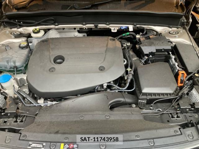 Volvo XC40 2023-06 7730471-10