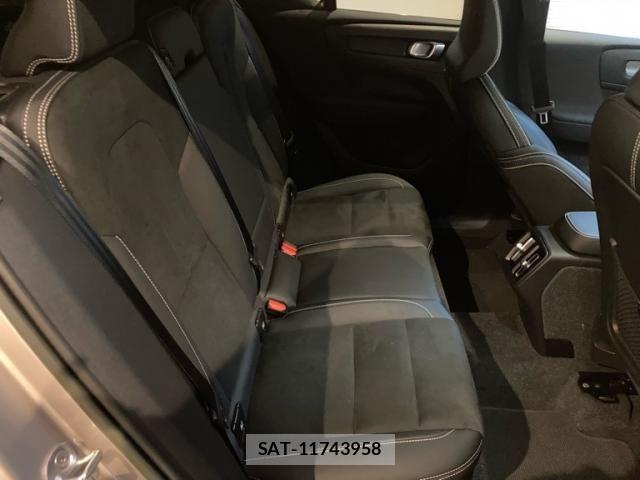 Volvo XC40 2023-06 7730471-16