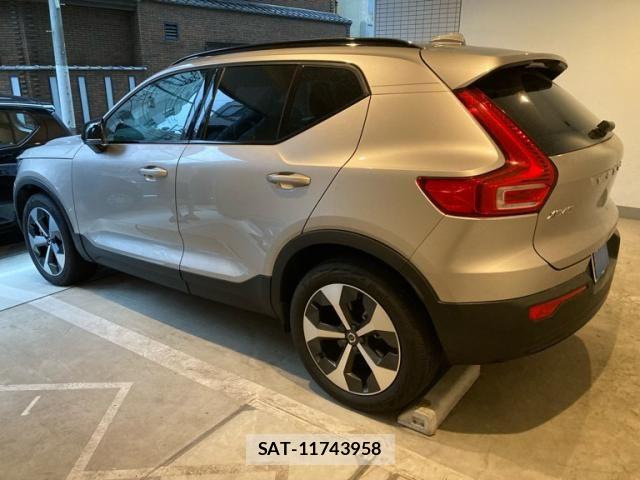 Volvo XC40 2023-06 7730471-3