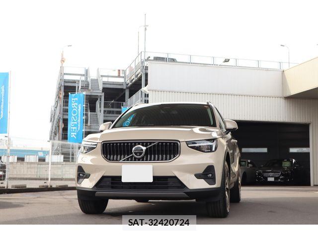 Volvo XC40 2025-10 7730463-0