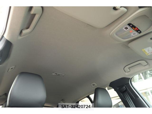 Volvo XC40 2025-10 7730463-11