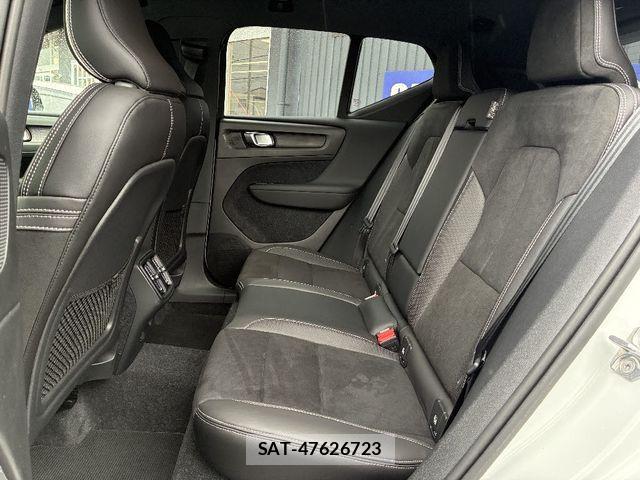Volvo XC40 2018-11 7730473-7