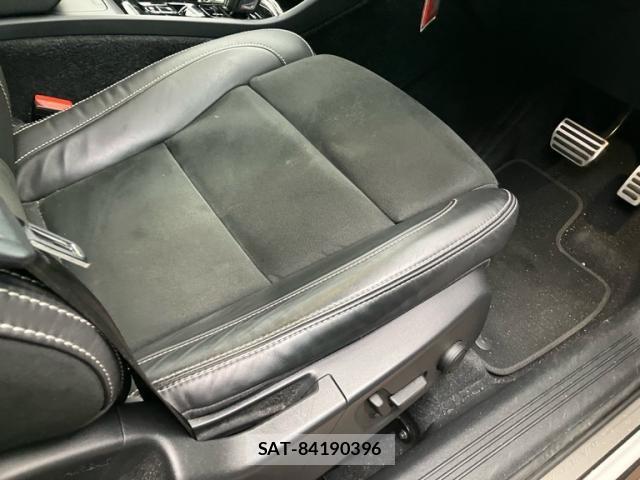 Volvo XC40 2022-05 7880345-10