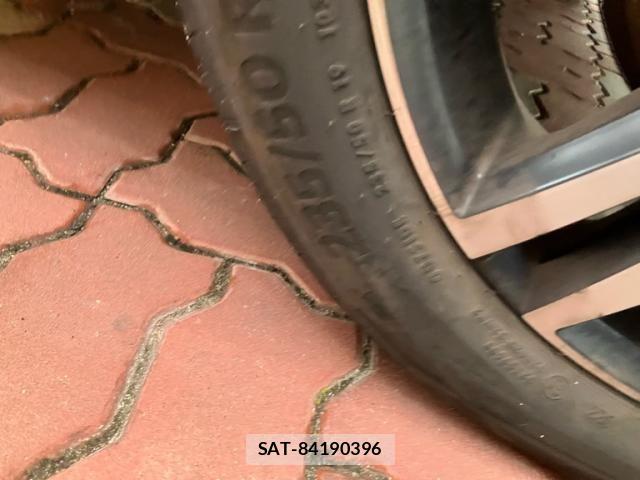 Volvo XC40 2022-05 7880345-7