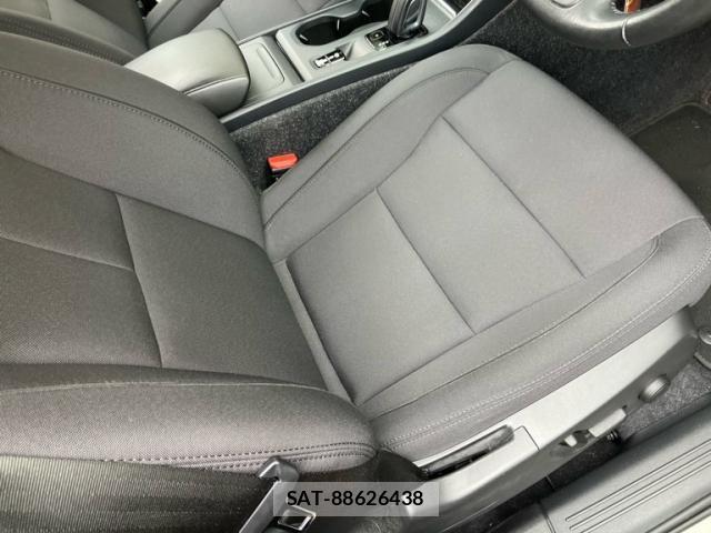 Volvo XC40 2021-08 7880346-11