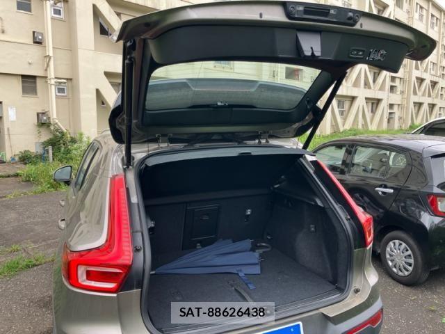 Volvo XC40 2021-08 7880346-13