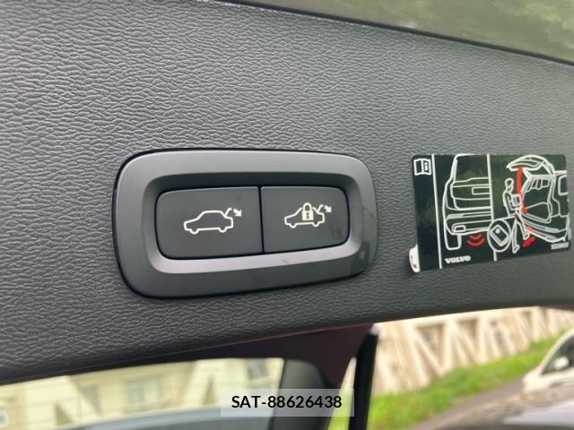 Volvo XC40 2021-08 7880346-14