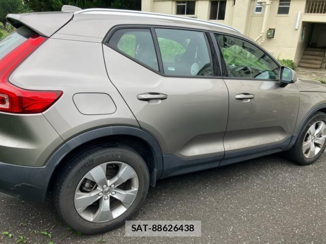 Volvo XC40 2021-08 7880346-2