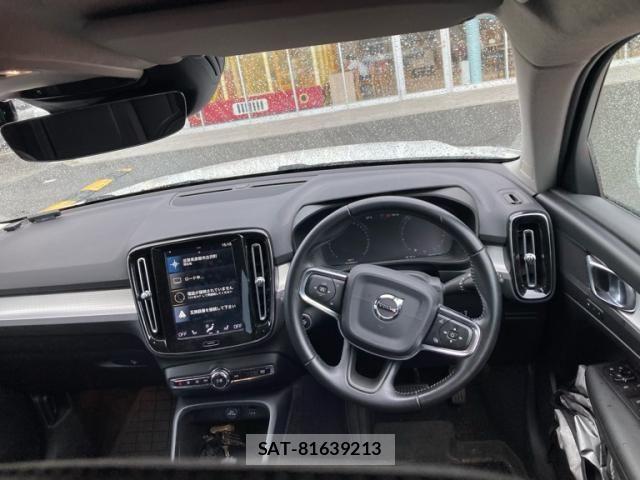 Volvo XC40 2018-11 7880347-17