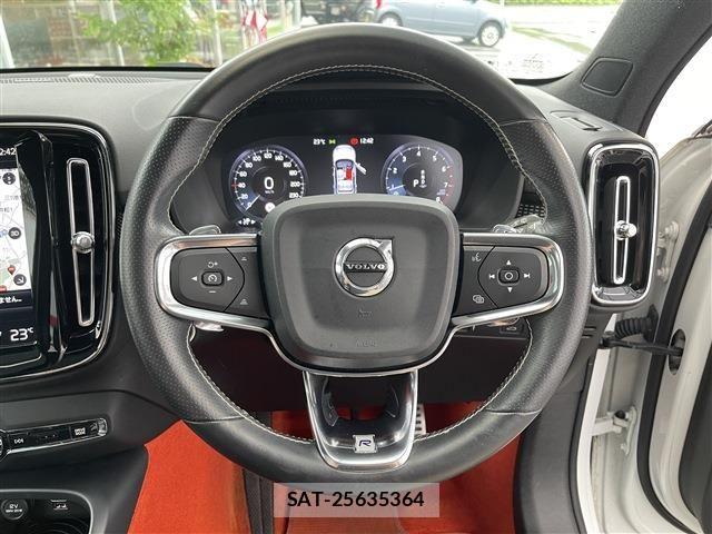 Volvo XC40 2018-05 7903599-10