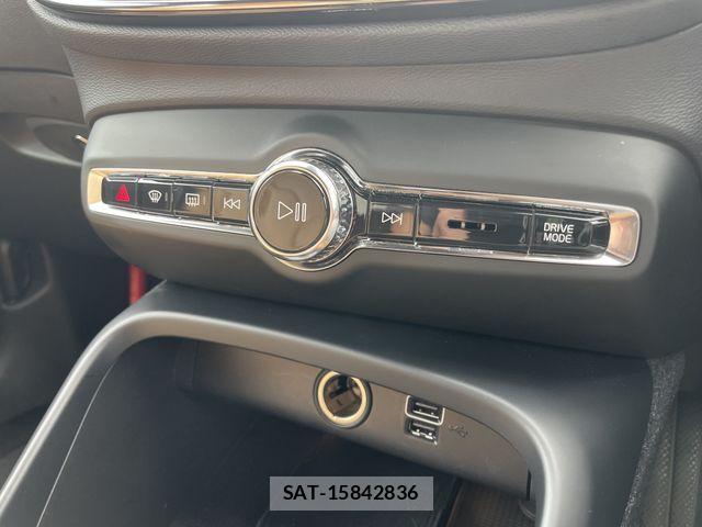 Volvo XC40 2019-09 7964314-26