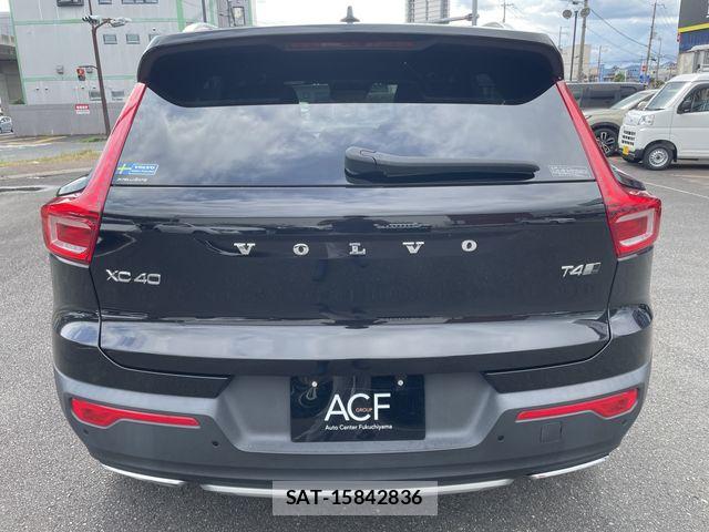 Volvo XC40 2019-09 7964314-6