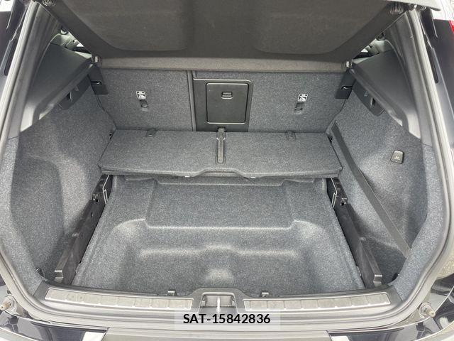 Volvo XC40 2019-09 7964314-8