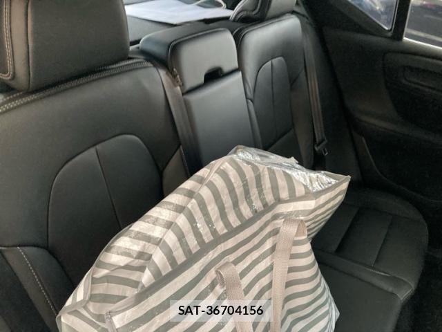 Volvo XC40 2020-01 7964312-16
