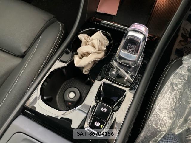 Volvo XC40 2020-01 7964312-21