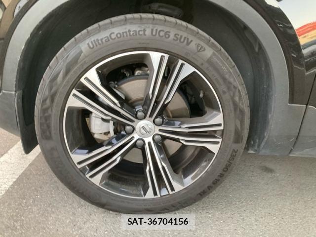 Volvo XC40 2020-01 7964312-8
