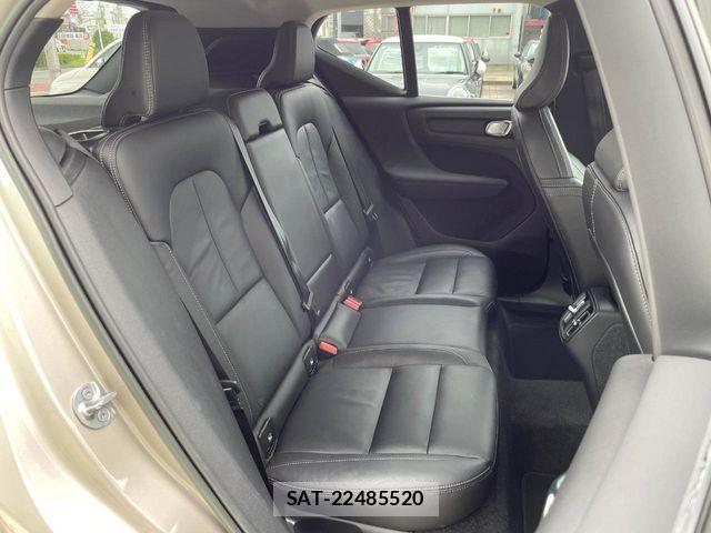 Volvo XC40 2023-06 7964310-10