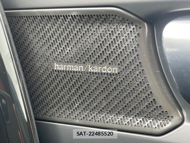Volvo XC40 2023-06 7964310-7