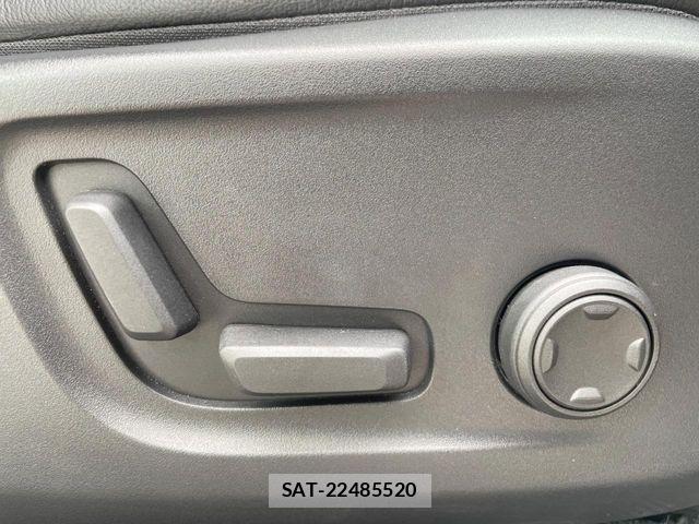 Volvo XC40 2023-06 7964310-8