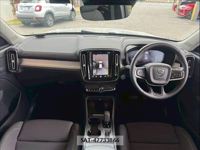 Volvo XC40 2022-02 7964311-2