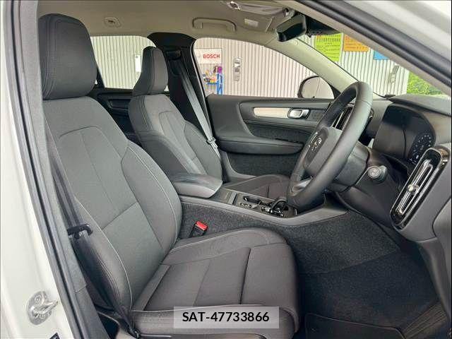 Volvo XC40 2022-02 7964311-5