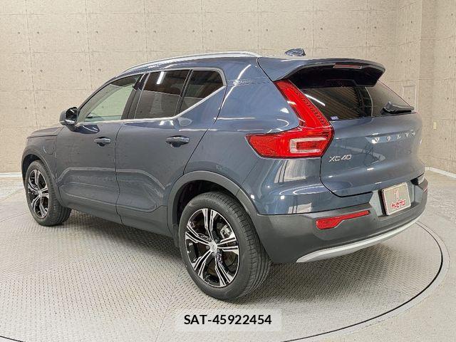 Volvo XC40 2021-05 8039049-10