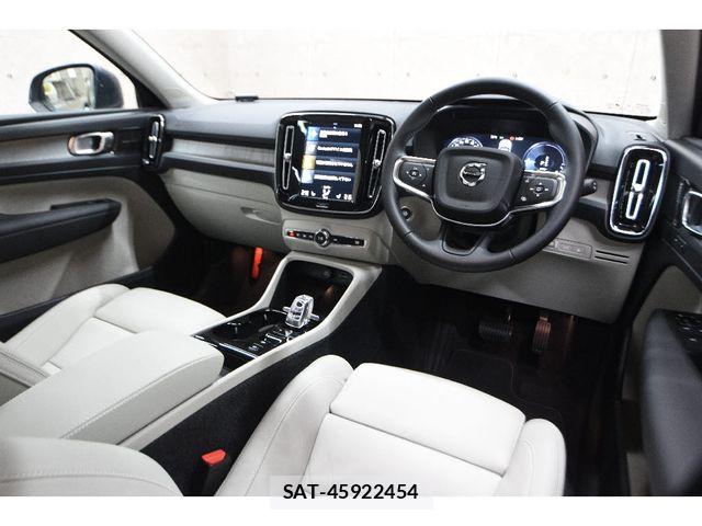 Volvo XC40 2021-05 8039049-14