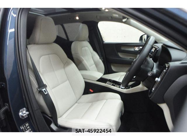 Volvo XC40 2021-05 8039049-3