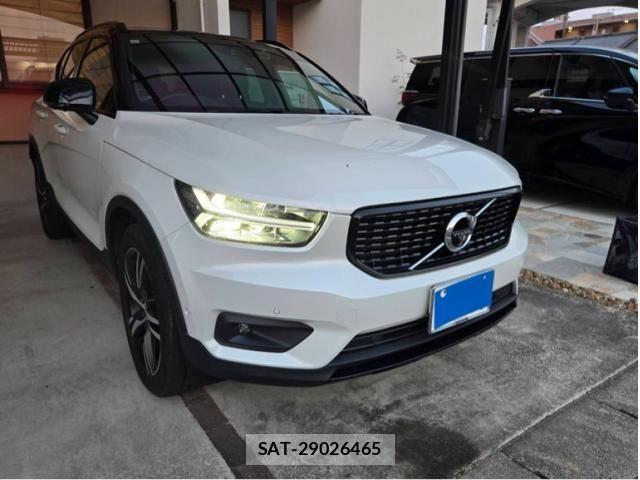 Volvo XC40 2021-12 8102558-0