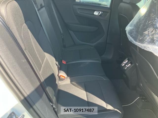 Volvo XC40 2020-03 8102559-15