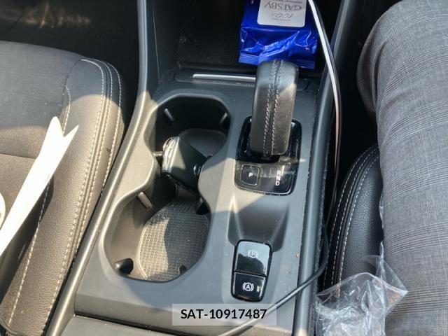 Volvo XC40 2020-03 8102559-20
