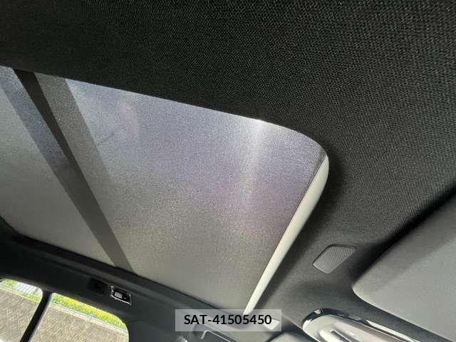 Volvo XC40 2023-09 8132882-3