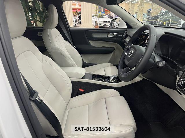 Volvo XC40 2025-07 8132881-3