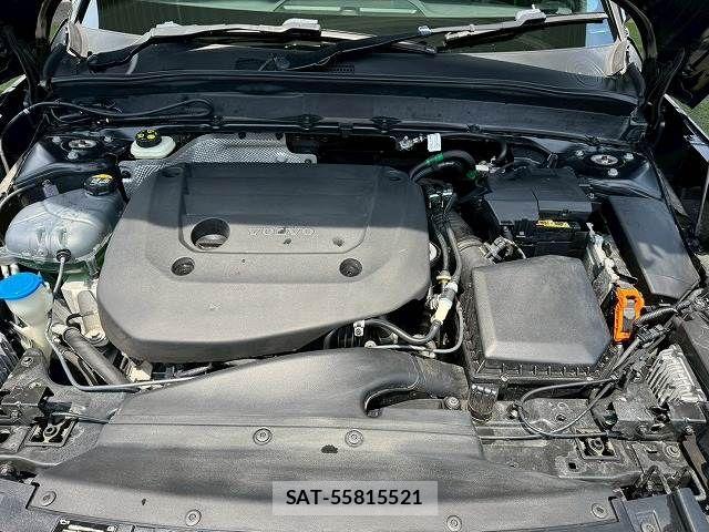 Volvo XC40 2021-03 8146957-13