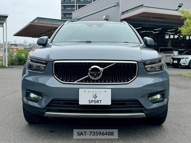 Volvo XC40 2022-05 8146955-14
