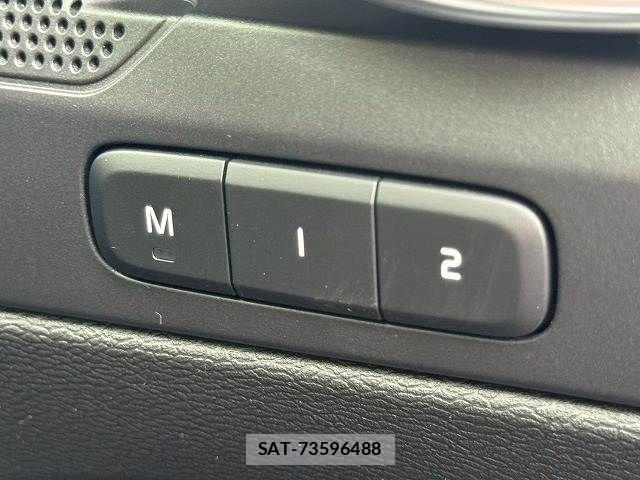 Volvo XC40 2022-05 8146955-8