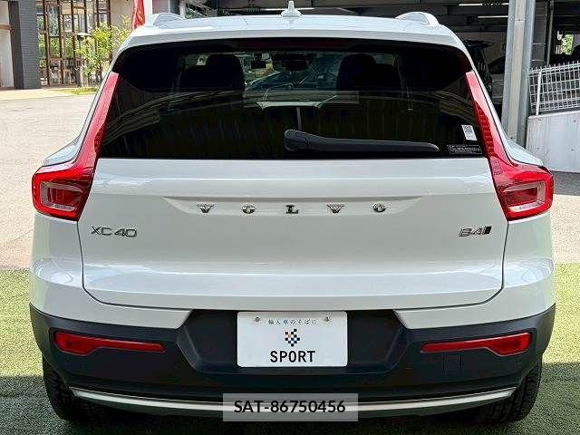 Volvo XC40 2021-08 8146954-15