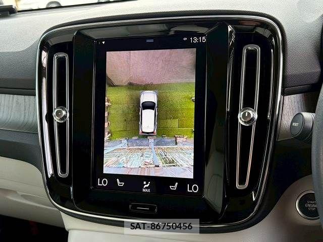 Volvo XC40 2021-08 8146954-3