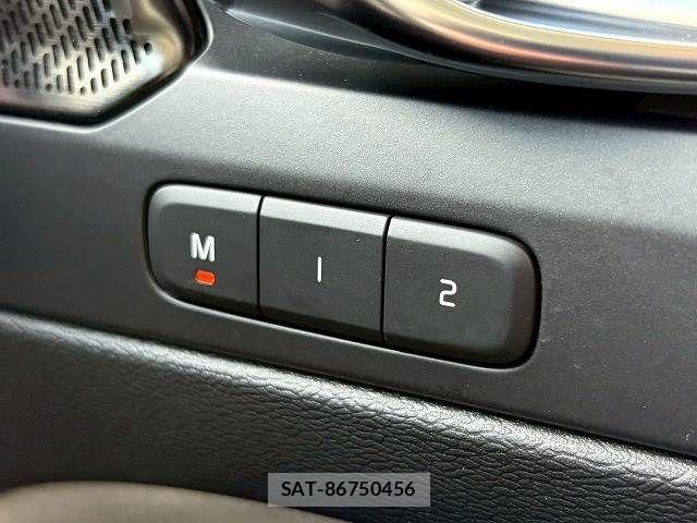 Volvo XC40 2021-08 8146954-8