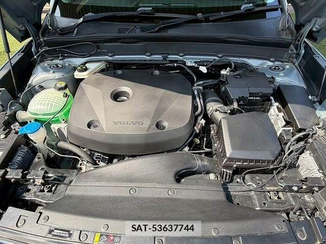 Volvo XC40 2019-12 8146958-13