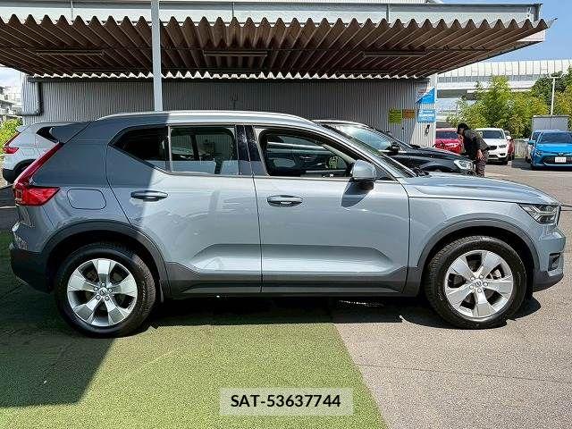 Volvo XC40 2019-12 8146958-17