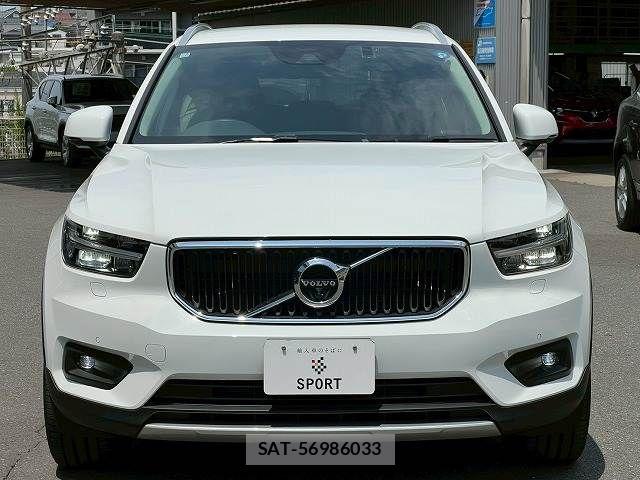 Volvo XC40 2021-07 8146956-14